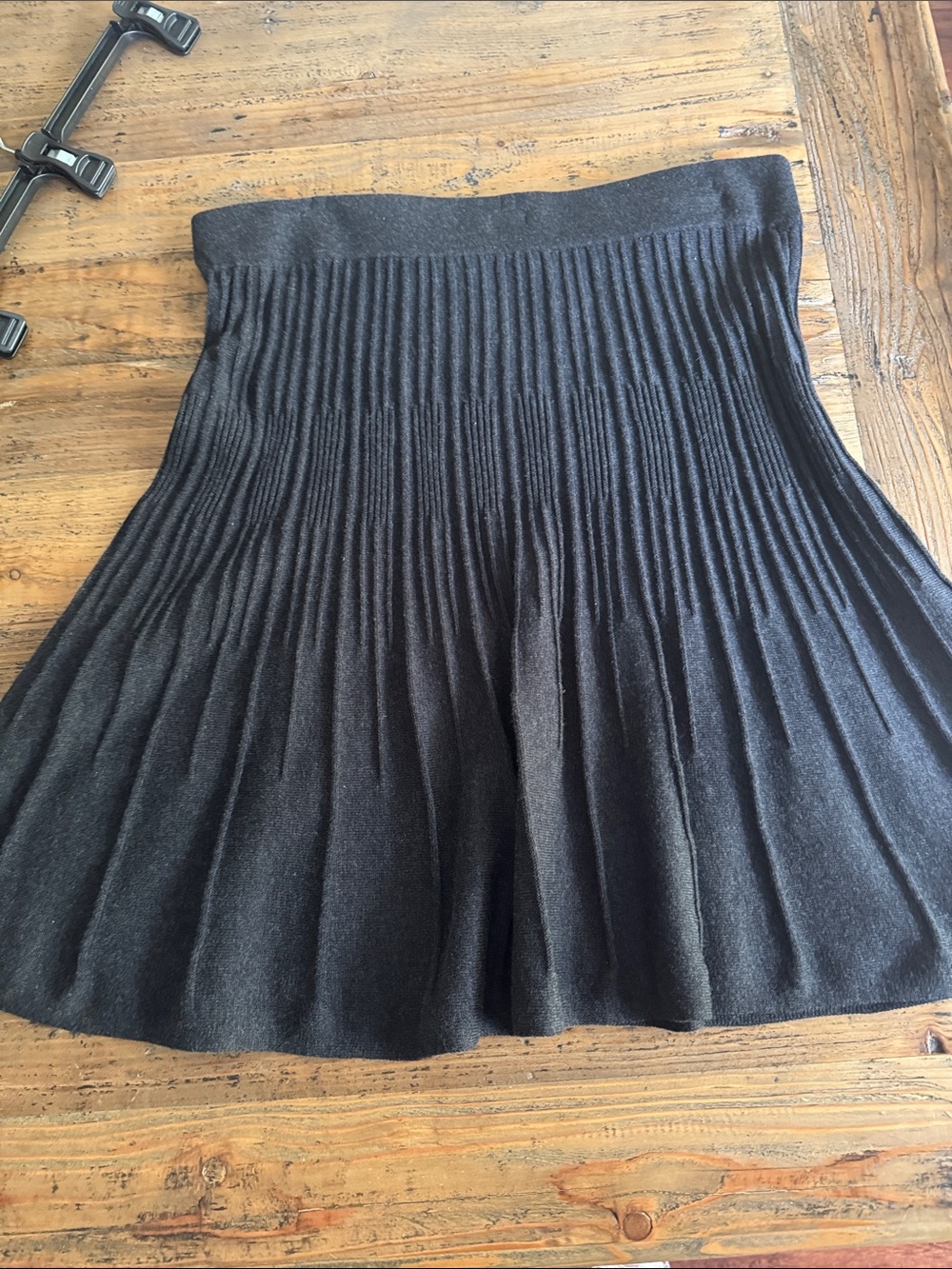CAbi dark gray/ Black Ribbed Circle sweater Skirt